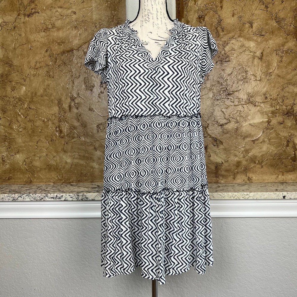 Anthropologie Penrose Dress Womens Small Tiered Geometric Flutter Sleeve V Neck